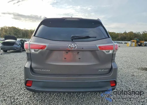 2014 Toyota Highlander Xle z USA, uszkodzony, nr VIN 5TDJKRFH4ES007439